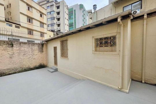 Área de Serviço de casa para alugar com 6 quartos, 181m² em Serra, Belo Horizonte