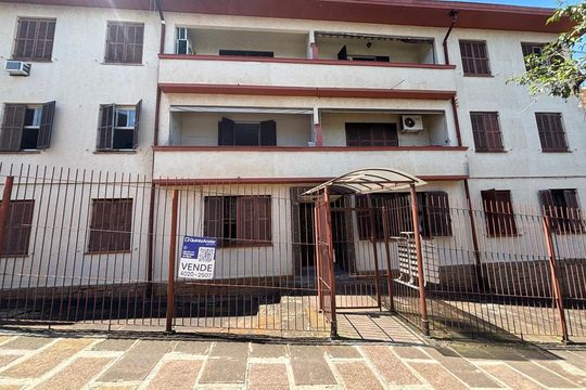 Fachada de apartamento à venda com 2 quartos, 100m² em Petrópolis, Porto Alegre