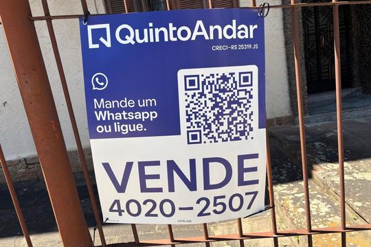 Plaquinha Instalada código IHPB-298 de apartamento à venda com 2 quartos, 100m² em Petrópolis, Porto Alegre