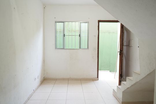 Casa para alugar com 2 quartos, 70m² em Chácara Seis de Outubro, São Paulo