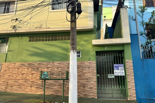 Fachada de casa para alugar com 2 quartos, 70m² em Chácara Seis de Outubro, São Paulo