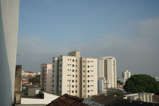 Vista Quarto 2 de casa para alugar com 2 quartos, 70m² em Chácara Seis de Outubro, São Paulo