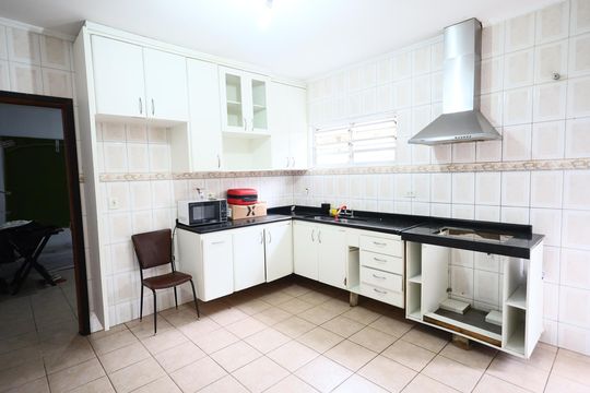 Cozinha de casa para alugar com 3 quartos, 125m² em Cipava, Osasco