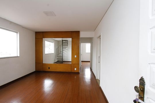Apartamento para alugar com 3 quartos, 158m² em Jardim America, Belo Horizonte