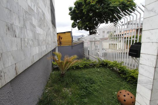 ENTRADA de apartamento para alugar com 3 quartos, 158m² em Jardim America, Belo Horizonte