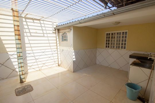 Casa para alugar com 3 quartos, 135m² em Qnp 34, Brasília