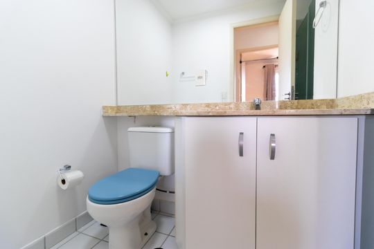 Banheiro de apartamento para alugar com 2 quartos, 60m² em Parque Italia, Campinas
