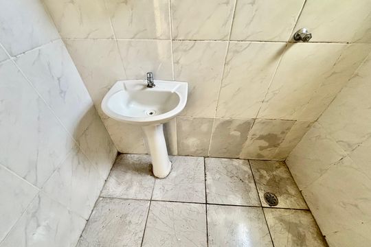 Banheiro da Suíte 1 de casa para alugar com 2 quartos, 60m² em Vila Talarico, São Paulo