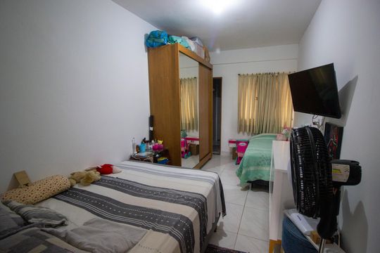 Apartamento à venda com 2 quartos, 55m² em Qn 7b, Brasília