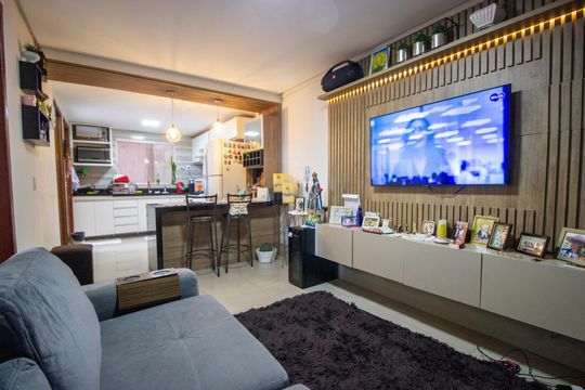 Apartamento à venda com 2 quartos, 60m² em Colônia Agrícola Samambaia, Brasília