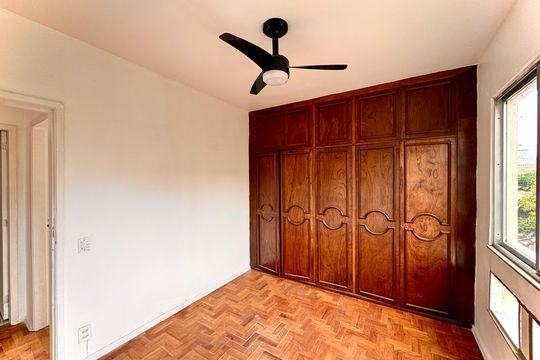 Apartamento para alugar com 2 quartos, 60m² em Laranjeiras, Rio de Janeiro