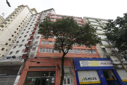 Fachada de kitnet/studio à venda com 1 quarto, 36m² em Aclimação, São Paulo