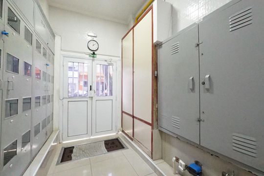 Hall de entrada de kitnet/studio à venda com 1 quarto, 36m² em Aclimação, São Paulo