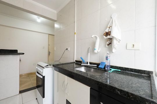 Cozinha de kitnet/studio à venda com 1 quarto, 36m² em Aclimação, São Paulo