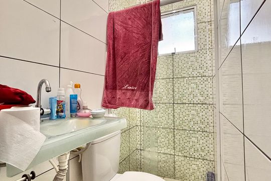 Banheiro casa 2 de casa à venda com 5 quartos, 150m² em Conceicao, Osasco