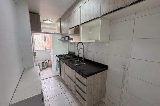 Cozinha de apartamento para alugar com 3 quartos, 86m² em Roselândia, Cotia