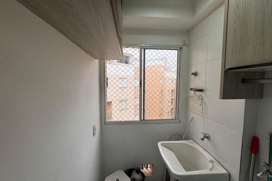 Área de Serviço de apartamento para alugar com 3 quartos, 86m² em Roselândia, Cotia
