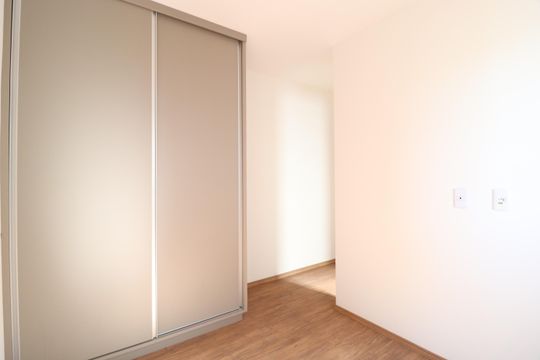 Quarto 2 - Suíte de apartamento para alugar com 2 quartos, 52m² em Shopping Park, Uberlândia