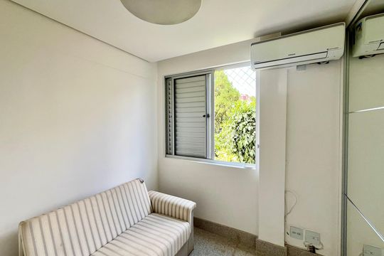 Apartamento à venda com 3 quartos, 200m² em Santa Tereza, Belo Horizonte