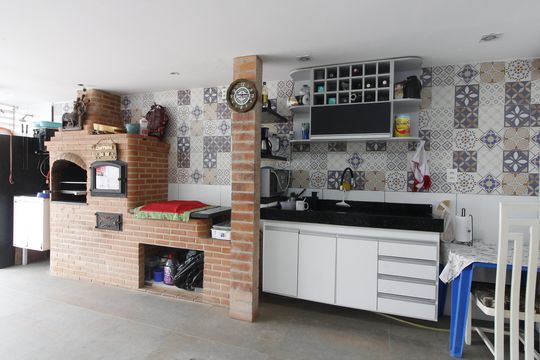 Área gourmet/Garagem de casa para alugar com 5 quartos, 300m² em Praia do Siqueira, Cabo Frio
