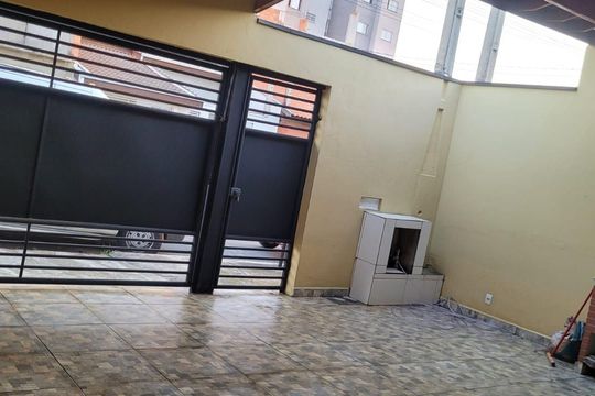Área externa de casa à venda com 2 quartos, 150m² em Parque Residencial Sabiás, Indaiatuba