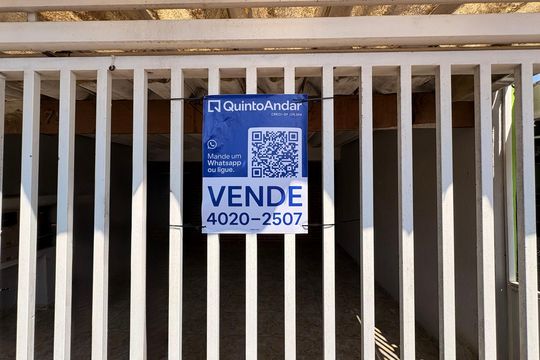 Fachada + plaquinha FADD-437 de casa à venda com 2 quartos, 86m² em Jardim Alvorada, Santo André
