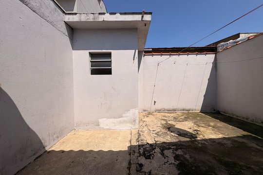 Quintal  de casa à venda com 2 quartos, 86m² em Jardim Alvorada, Santo André