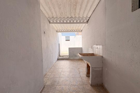 Lavanderia de casa à venda com 2 quartos, 86m² em Jardim Alvorada, Santo André