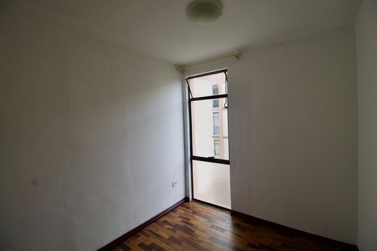 Quarto 1 de apartamento para alugar com 2 quartos, 47m² em Barreirinha, Curitiba