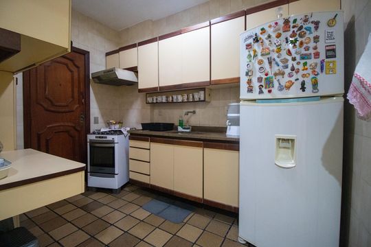 Cozinha de apartamento à venda com 2 quartos, 100m² em Tijuca, Rio de Janeiro