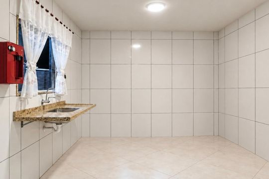 Cozinha de casa para alugar com 2 quartos, 80m² em Campo Grande, Rio de Janeiro