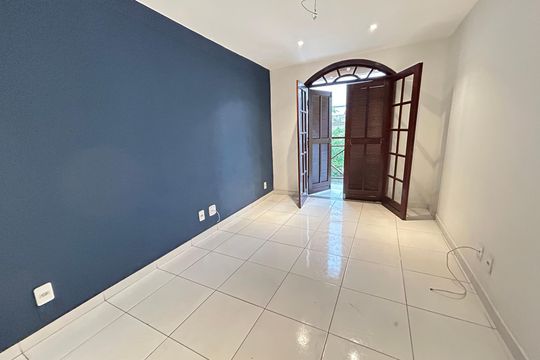 Quato 1 de casa para alugar com 4 quartos, 198m² em Honório Gurgel, Rio de Janeiro