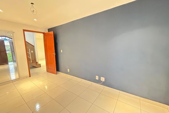 Quato 1 de casa para alugar com 4 quartos, 198m² em Honório Gurgel, Rio de Janeiro