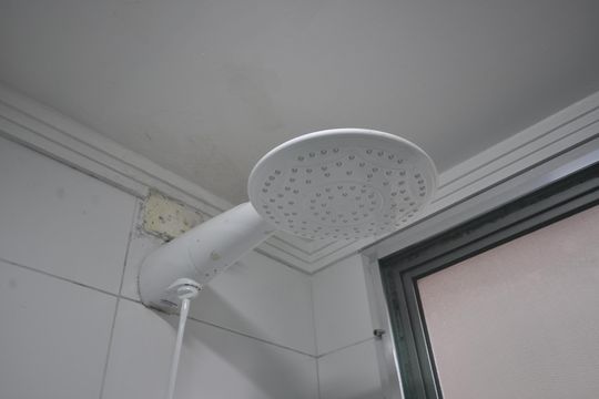 Banheiro de apartamento à venda com 2 quartos, 64m² em Vila Mazzei, São Paulo