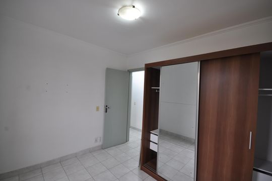 Quarto 1 de apartamento à venda com 2 quartos, 64m² em Vila Mazzei, São Paulo
