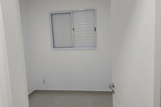 Quarto 2 de apartamento para alugar com 2 quartos, 47m² em Jardim Sandra, Cotia