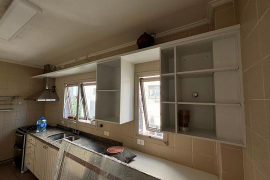 Cozinha de apartamento para alugar com 3 quartos, 170m² em Real Parque, São Paulo