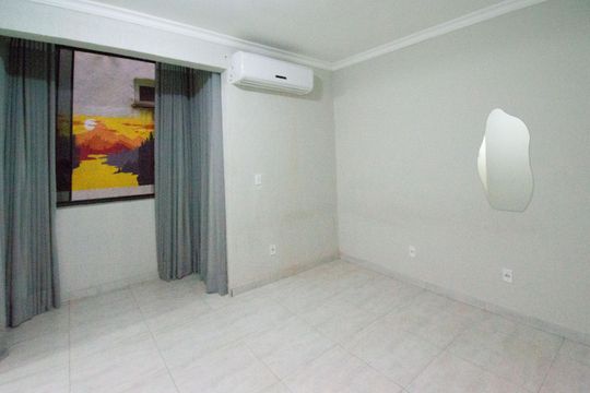 Apartamento à venda com 1 quarto, 42m² em Setor Habitacional Vicente Pires, Brasília
