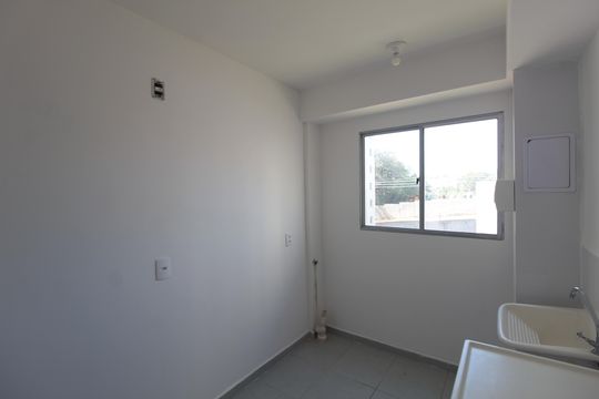 Cozinha e Área de Serviço de apartamento para alugar com 2 quartos, 47m² em Jequitibá, Belo Horizonte