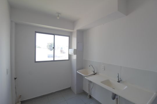 Cozinha e Área de Serviço de apartamento para alugar com 2 quartos, 47m² em Jequitibá, Belo Horizonte