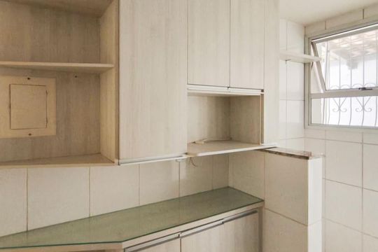 Cozinha de apartamento à venda com 3 quartos, 120m² em Vila Cloris, Belo Horizonte