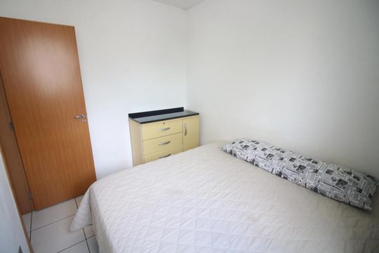 Quarto 1 de apartamento para alugar com 2 quartos, 44m² em Califórnia, Contagem