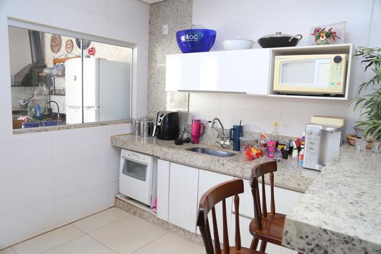 Casa de Condomínio à venda com 3 quartos, 115m² em Jardim Petropolis, Goiânia