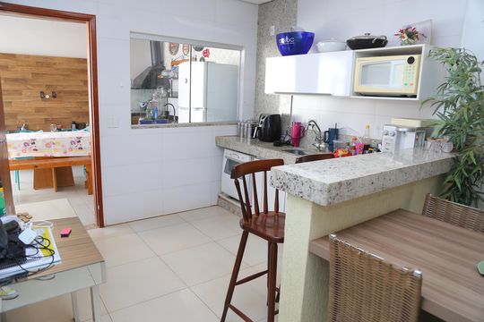 Casa de Condomínio à venda com 3 quartos, 115m² em Jardim Petropolis, Goiânia
