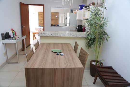 Casa de Condomínio à venda com 3 quartos, 115m² em Jardim Petropolis, Goiânia