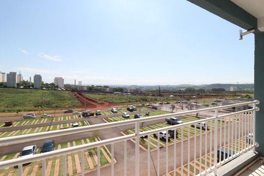 Sacada de apartamento para alugar com 2 quartos, 48m² em Maubisa, Ribeirão Preto