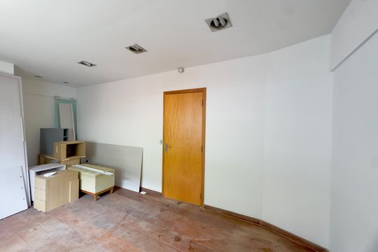 Sala de casa à venda com 2 quartos, 178m² em Vila Sao Rafael, Guarulhos