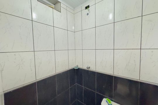 Banheiro 2 de casa à venda com 2 quartos, 178m² em Vila Sao Rafael, Guarulhos