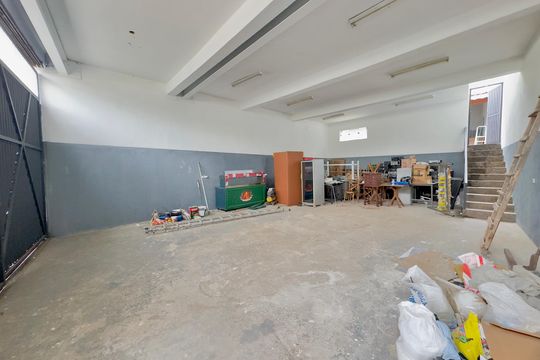 Garagem de casa à venda com 2 quartos, 178m² em Vila Sao Rafael, Guarulhos