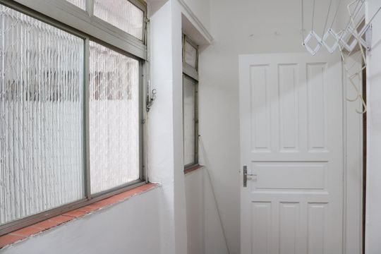 Área de Serviço de apartamento para alugar com 2 quartos, 70m² em Vila Romana, São Paulo